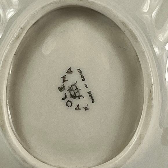 Vintage Tayokuni Japan Shell Dish Light Green Gold Trim Trinket Plate 1950s - Picture 4 of 7